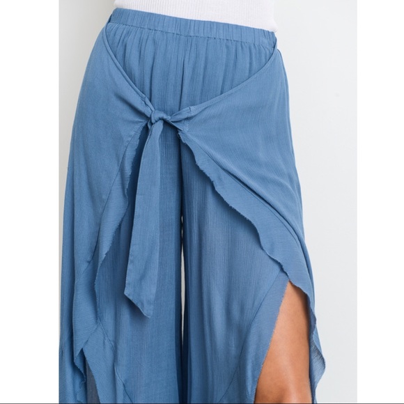 LAST - KHLOE Flutter Pants - BLUE - Picture 3 of 4
